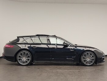 Used Porsche Panamera 2019 for sale - 76199401: Photo