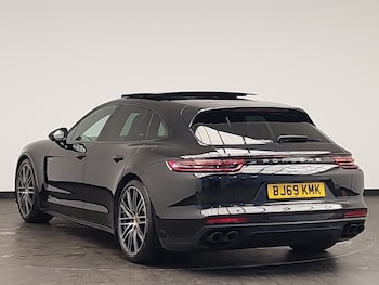 Used Porsche Panamera 2019 for sale - 76199401: Photo