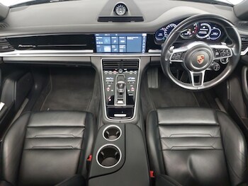 Used Porsche Panamera 2019 for sale - 76199401: Photo
