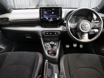 Used Toyota Yaris 2022 for sale - 79131319: Photo