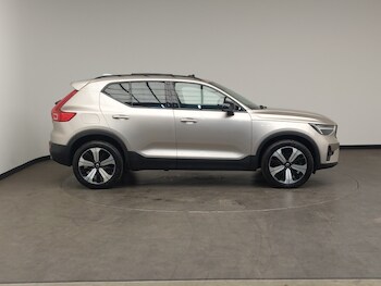 Used Volvo XC40 2023 for sale - 78360805: Photo