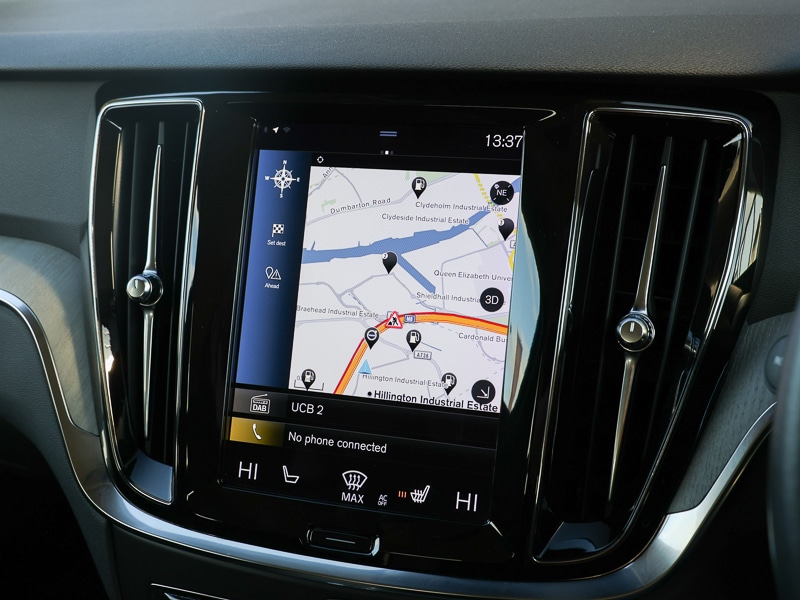 Used Volvo V60 2021 for sale - 78125539: Photo 8