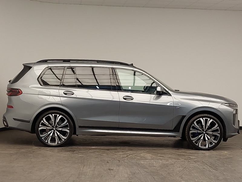 Used BMW X7 2023 for sale - 77908365: Photo 2