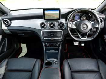 Used Mercedes-Benz GLA 2018 for sale - 75448111: Photo