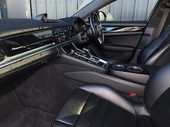 Used Porsche Panamera 2019 for sale - 78125541: Photo