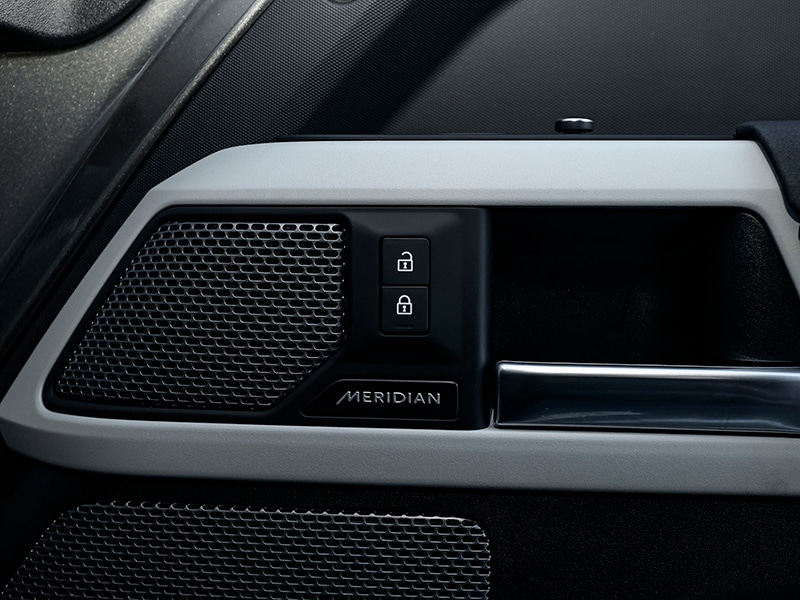 Used Land Rover Defender 2022 for sale - 76630813: Photo 19