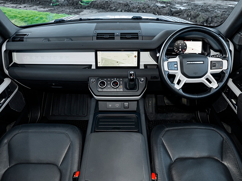 Used Land Rover Defender 2022 for sale - 76630813: Photo 2