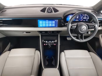 Used Porsche Macan 2024 for sale - 77816689: Photo