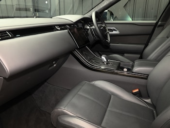 Used Land Rover Range Rover Velar 2025 for sale - 79347886: Photo