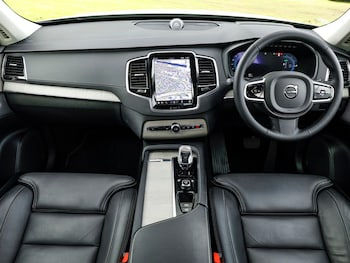 Used Volvo XC90 2024 for sale - 76195637: Photo 2