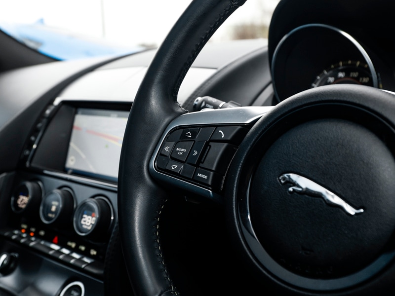 Used Jaguar F-Type 2017 for sale - 76571650: Photo 10