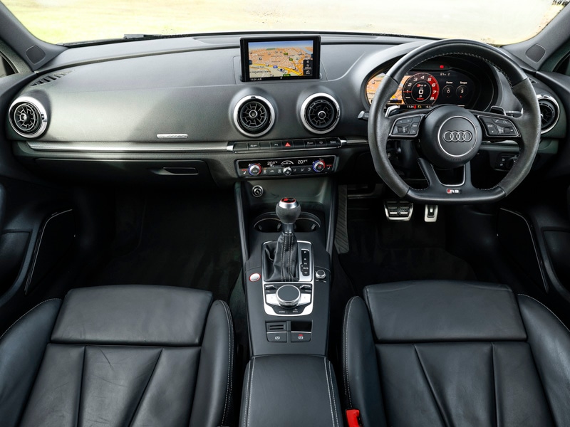 Used Audi RS3 2019 for sale - 76464828: Photo 2