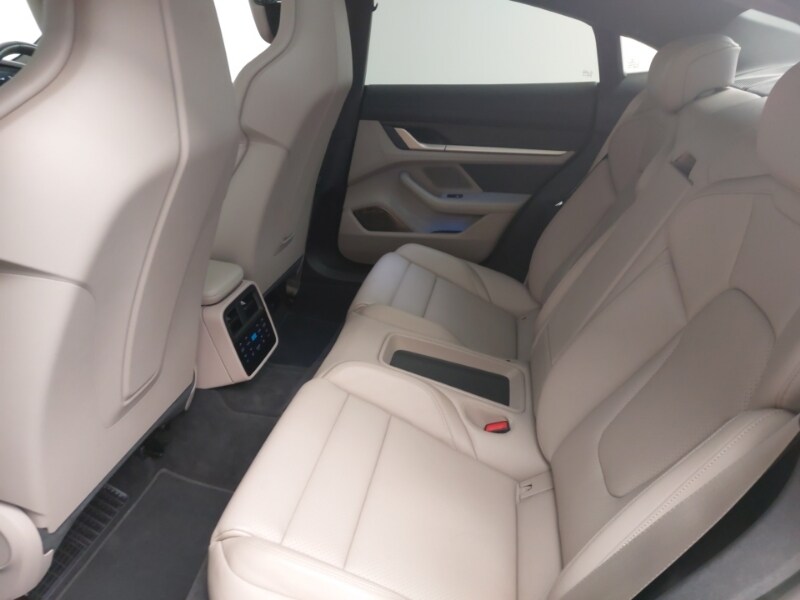 Used Porsche Taycan 2020 for sale - 77585006: Photo 12