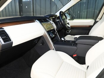 Used Land Rover Discovery 2021 for sale - 78440221: Photo