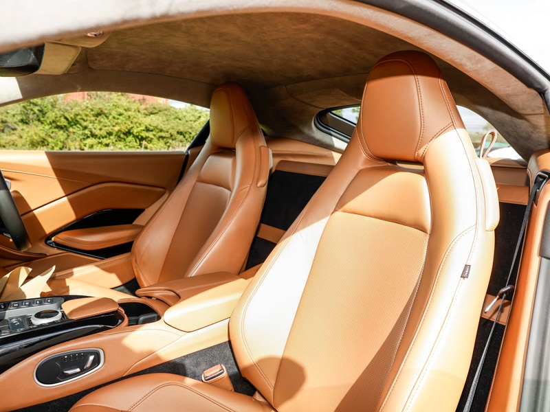 Used Aston Martin V8 2018 for sale - 76619115: Photo 6