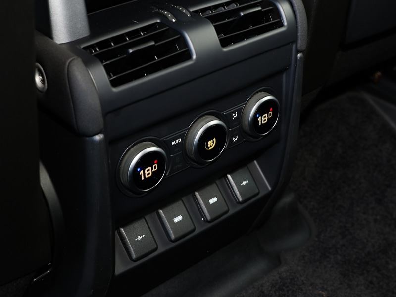 Used Land Rover Defender 2020 for sale - 78054656: Photo 9