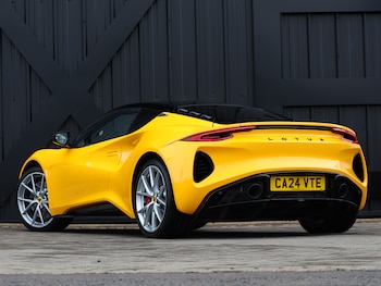 Used Lotus Emira 2024 for sale - 78656480: Photo