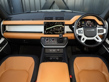 Used Land Rover Defender 2023 for sale - 79492893: Photo