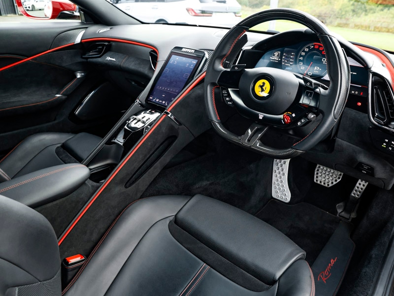 Used Ferrari Roma 2022 for sale - 76238379: Photo 2