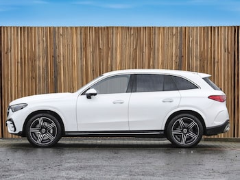 Used Mercedes-Benz GLC 2023 for sale - 77767525: Photo