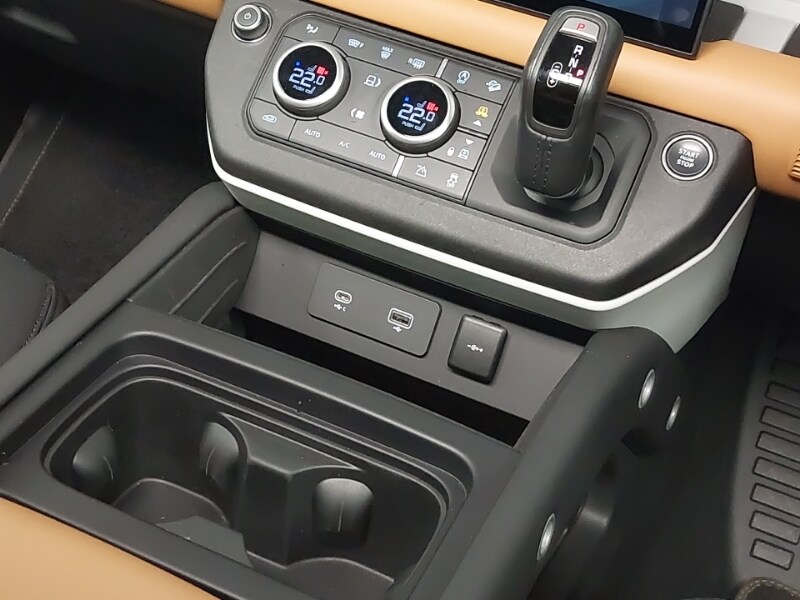 Used Land Rover Defender 2023 for sale - 77580050: Photo 10