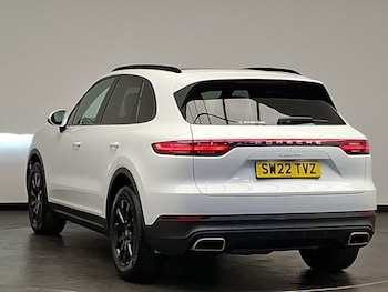 Used Porsche Cayenne 2022 for sale - 79517280: Photo