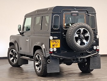 Used Land Rover Defender 2015 for sale - 79164670: Photo