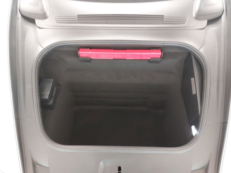 Used Porsche 911 2025 for sale - 78118184: Photo 13