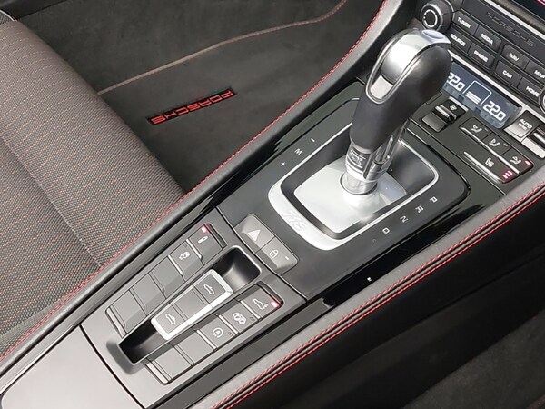 Used Porsche Other 2020 for sale - 76195421: Photo 10