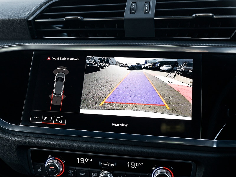 Used Audi Q3 2023 for sale - 76771597: Photo 16