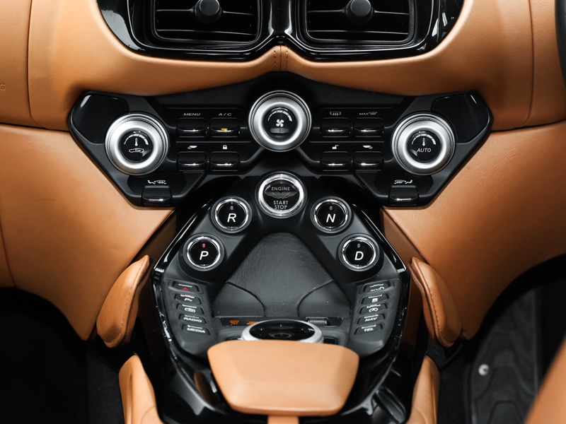 Used Aston Martin Vantage 2018 for sale - 78023343: Photo 7