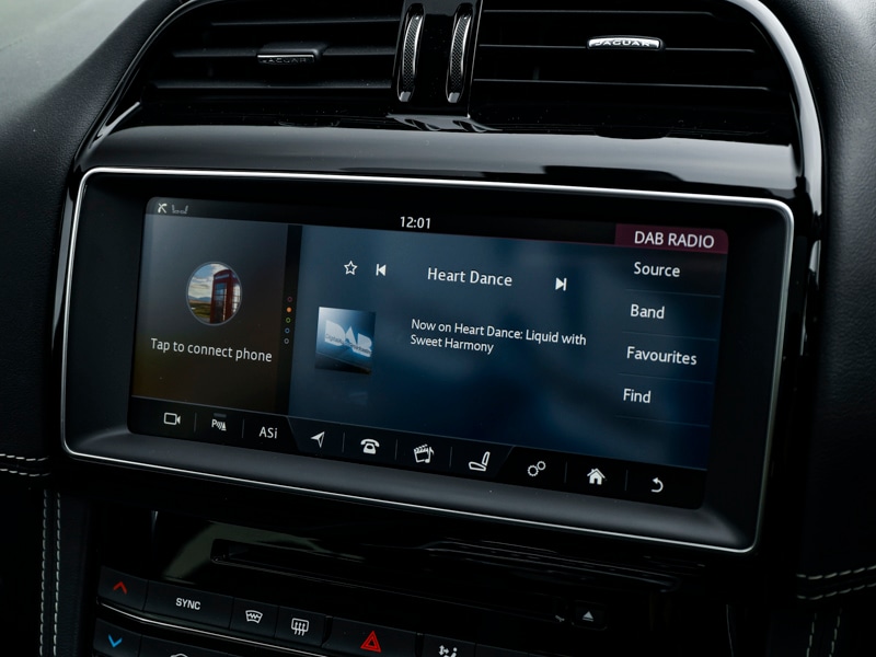 Used Jaguar F-Pace 2017 for sale - 76451206: Photo 16