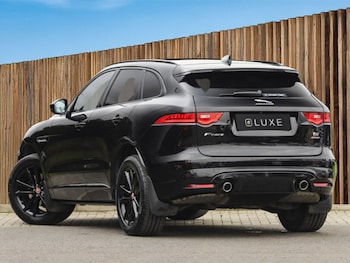 Used Jaguar F-Pace 2017 for sale - 76451206: Photo