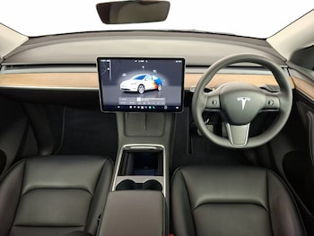 Used Tesla Model Y 2024 for sale - 79542275: Photo