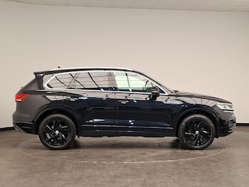 Used Volkswagen Touareg 2019 for sale - 79573308: Photo
