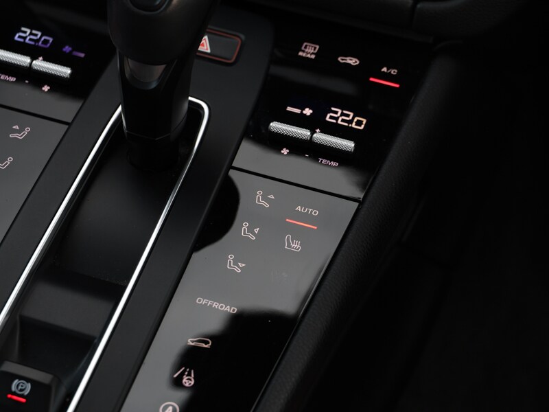 Used Porsche Macan 2023 for sale - 77694784: Photo 10