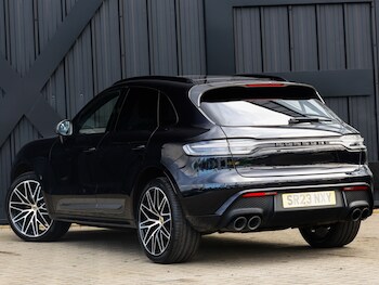 Used Porsche Macan 2023 for sale - 77694784: Photo