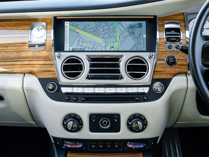 Used Rolls-Royce Ghost 2015 for sale - 76427307: Photo 14