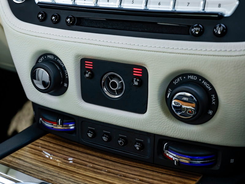 Used Rolls-Royce Ghost 2015 for sale - 76427307: Photo 16