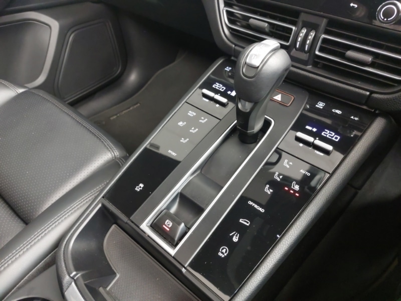 Used Porsche Macan 2022 for sale - 76779362: Photo 10