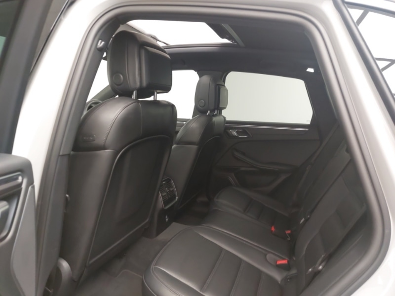 Used Porsche Macan 2022 for sale - 76779362: Photo 12