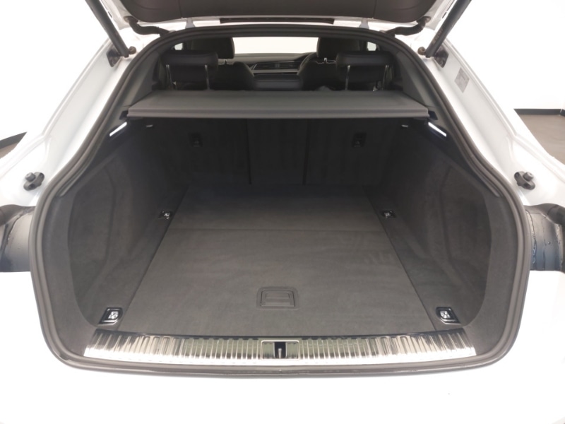 Used Audi Q8 2024 for sale - 76911670: Photo 13