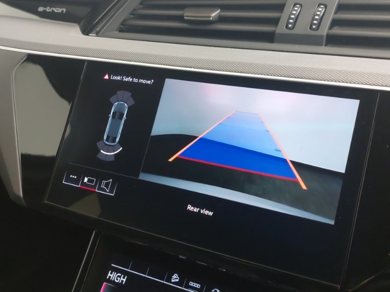 Used Audi Q8 2024 for sale - 76911670: Photo 19