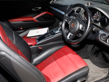 Used Porsche Other 2017 for sale - 79020332: Photo