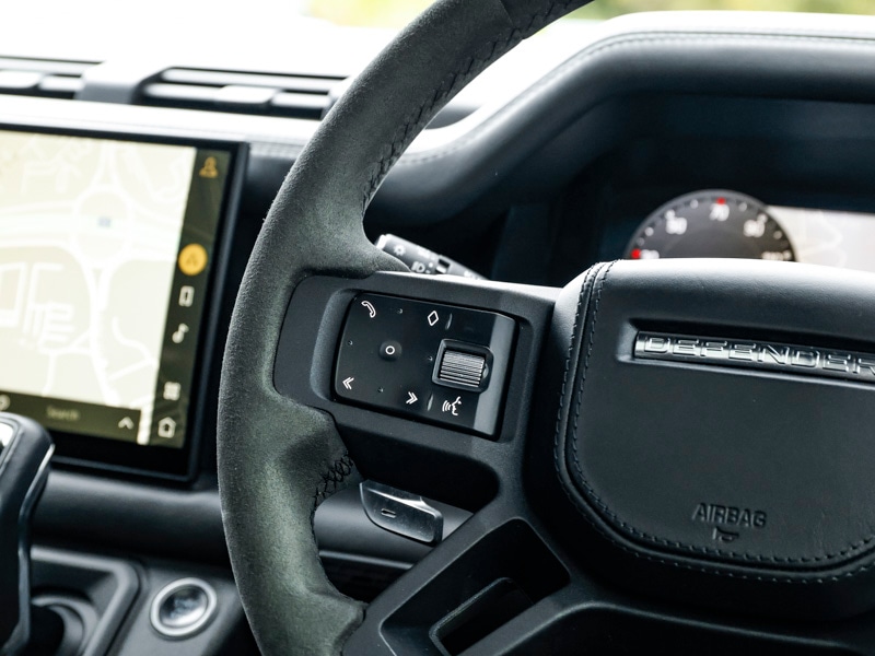 Used Land Rover Defender 2022 for sale - 76548682: Photo 11