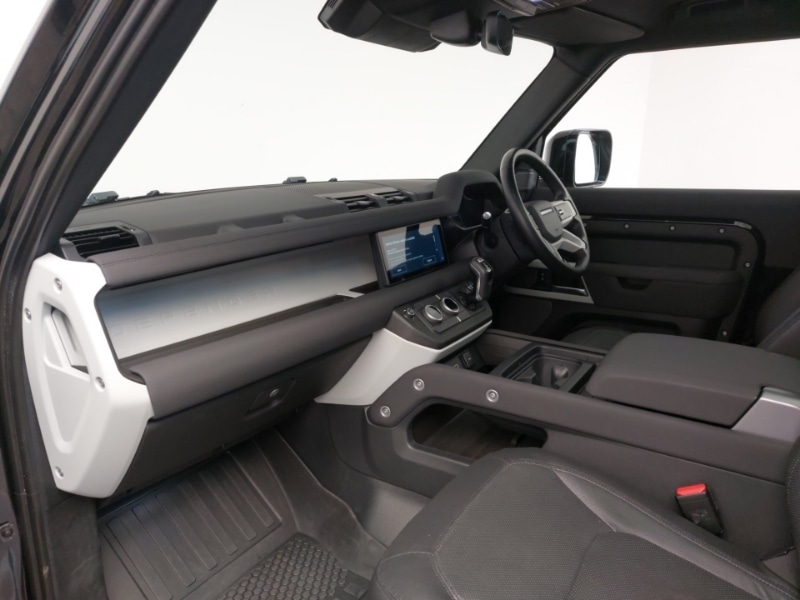 Used Land Rover Defender 2022 for sale - 77751543: Photo 7