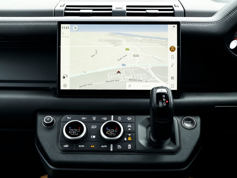 Used Land Rover Defender 2023 for sale - 76771592: Photo 11