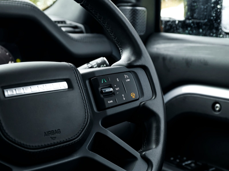 Used Land Rover Defender 2023 for sale - 76771592: Photo 13