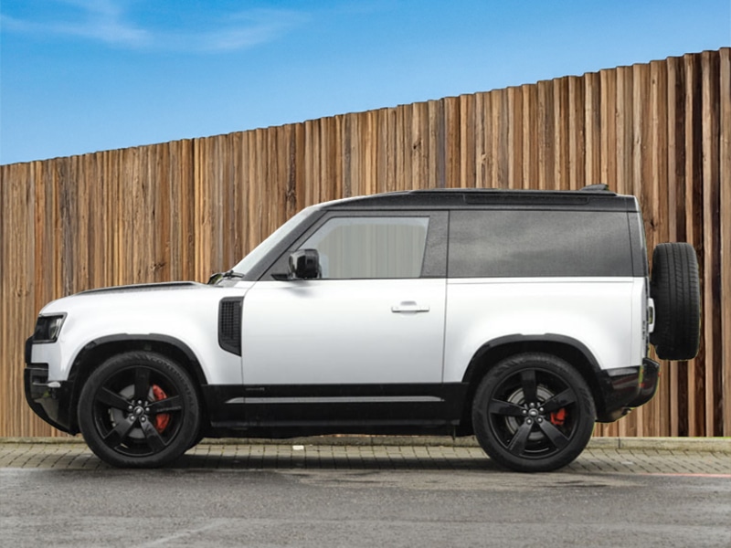 Used Land Rover Defender 2023 for sale - 76771592: Photo 4