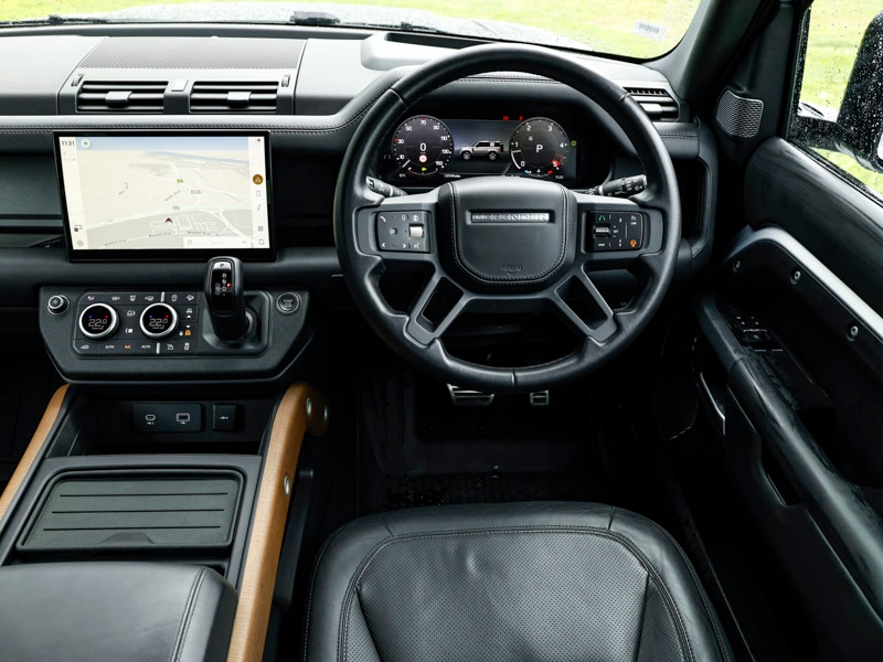 Used Land Rover Defender 2023 for sale - 76771592: Photo 7